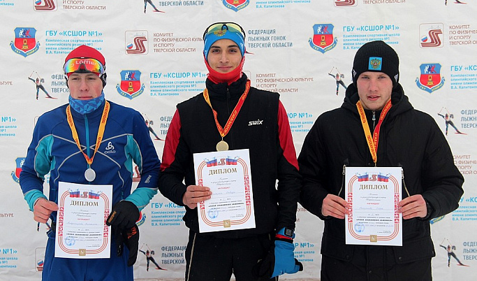 Под Тверью прошли первые в сезоне соревнования по лыжным гонкам