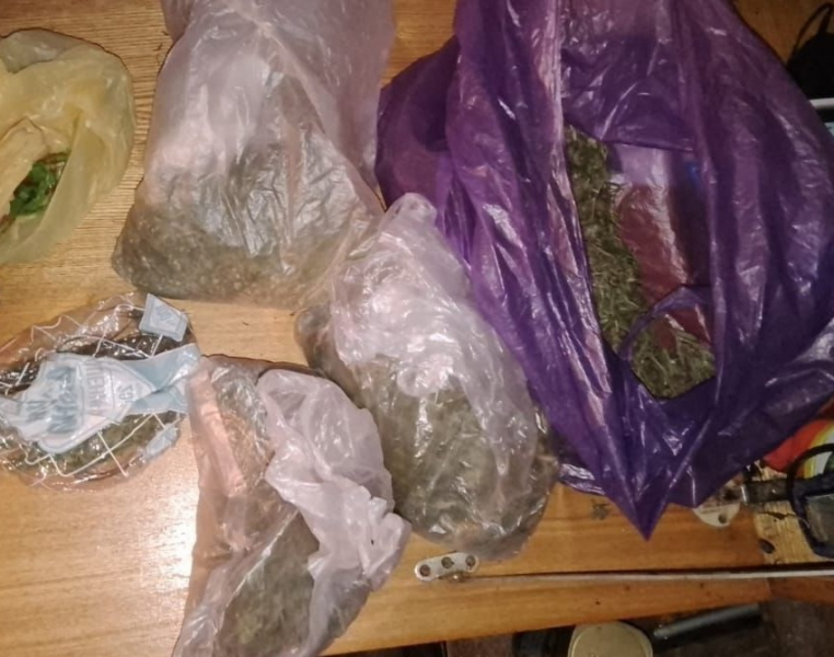 Житель Тверской области хранил полкило марихуаны на чердаке