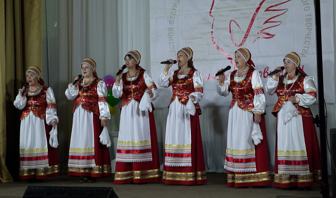 В Максатихе Тверской области проходит фестиваль сельских коллективов