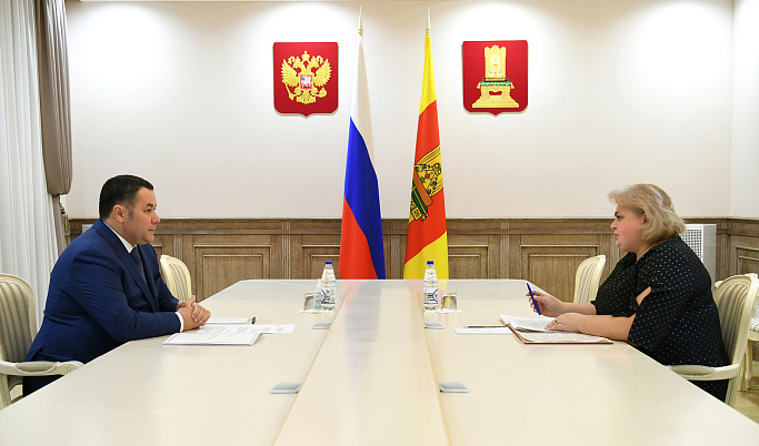 Игорь Руденя провел встречу с главой Западнодвинского муниципального округа Оксаной Голубевой