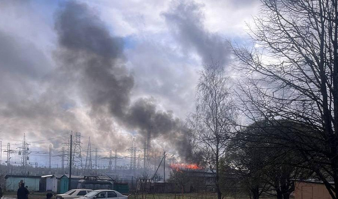 В Ржеве ликвидировали пожар на электроподстанции